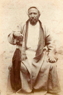 http://www.aljalawi.net/wp-content/uploads/2011/11/Al-Sayyid-Abd-al-Ghaffar-ibn-Abd-al-Rahman-al-Baghdadi-1885.jpg